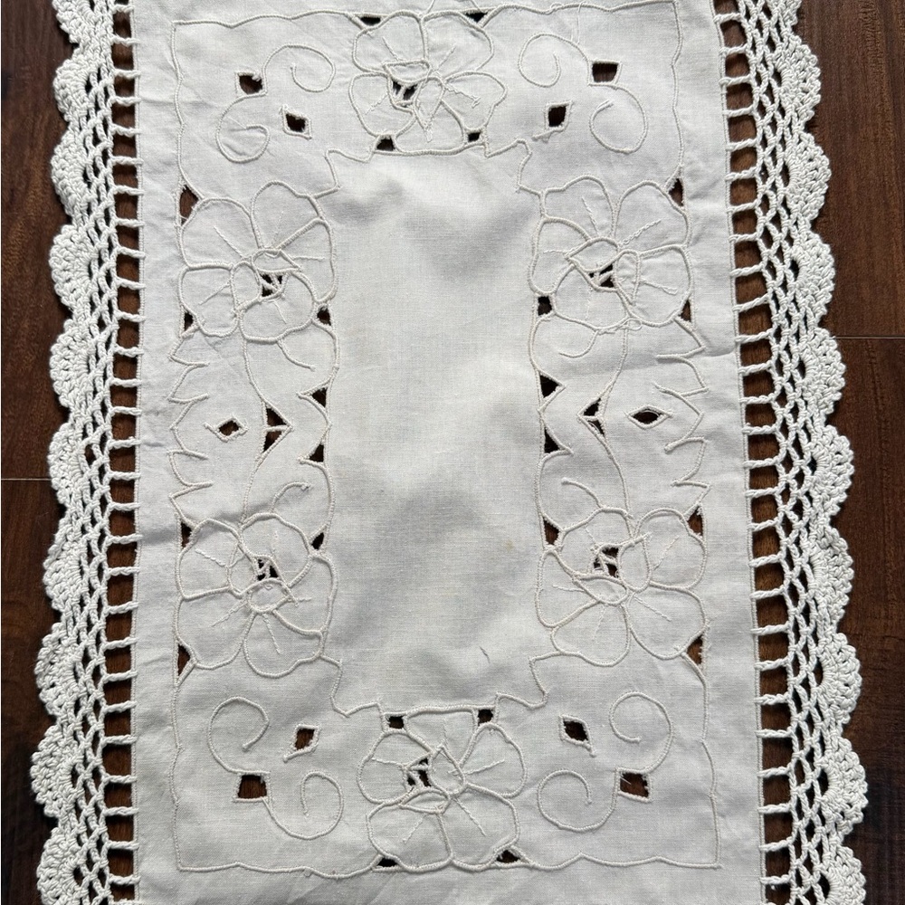 Vintage Cotton Embroidered Crochet Floral Placemat Doily Runner Cottagecore